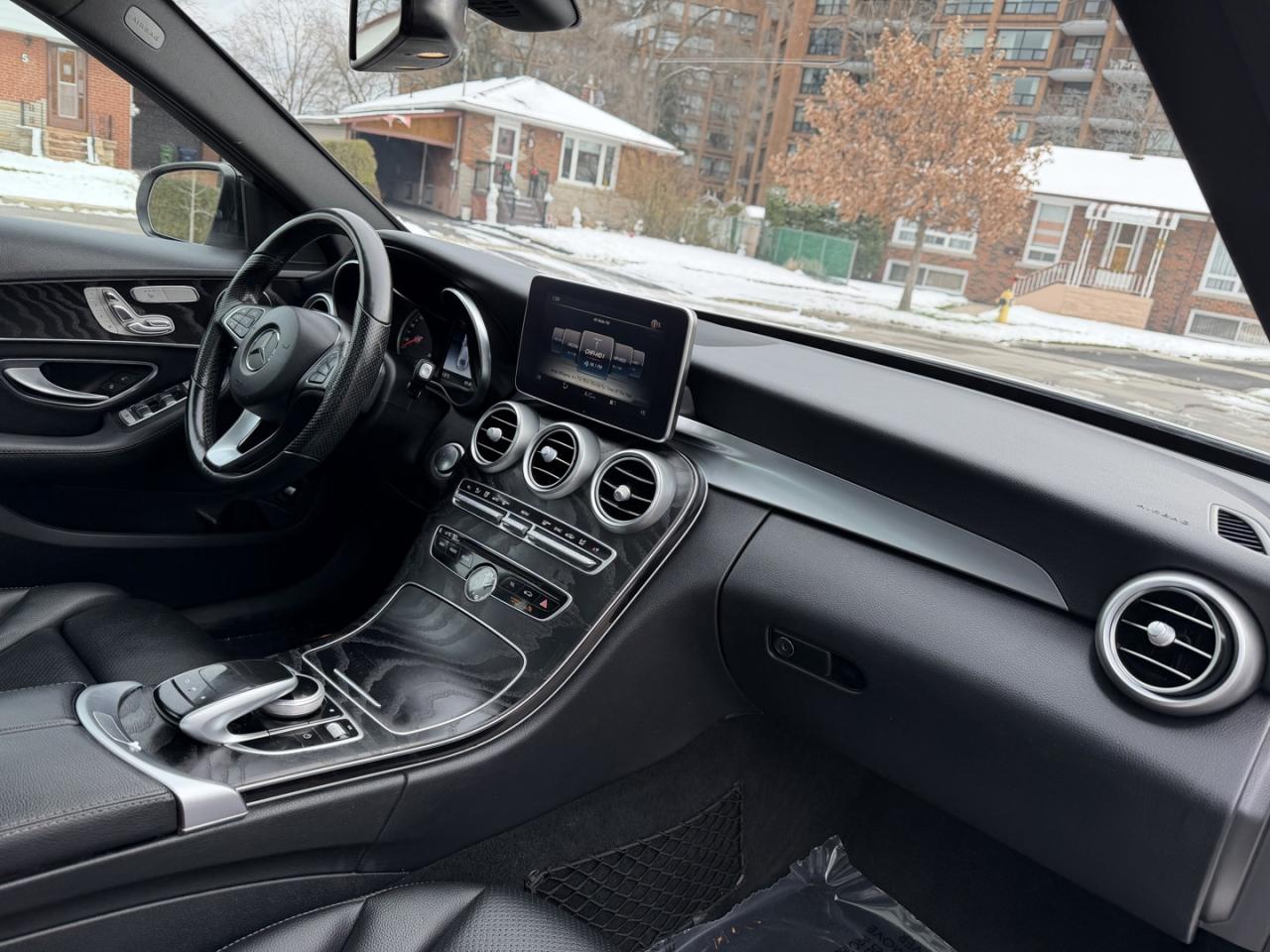 2018 Mercedes-Benz C-Class C300 4MATIC Sedan - Photo #25