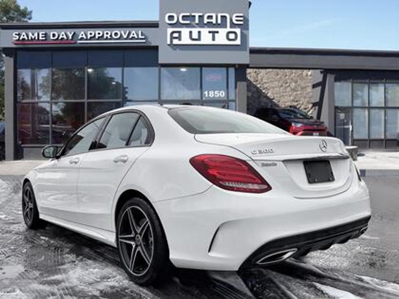 2018 Mercedes-Benz C-Class C 300 4MATIC Sedan Photo