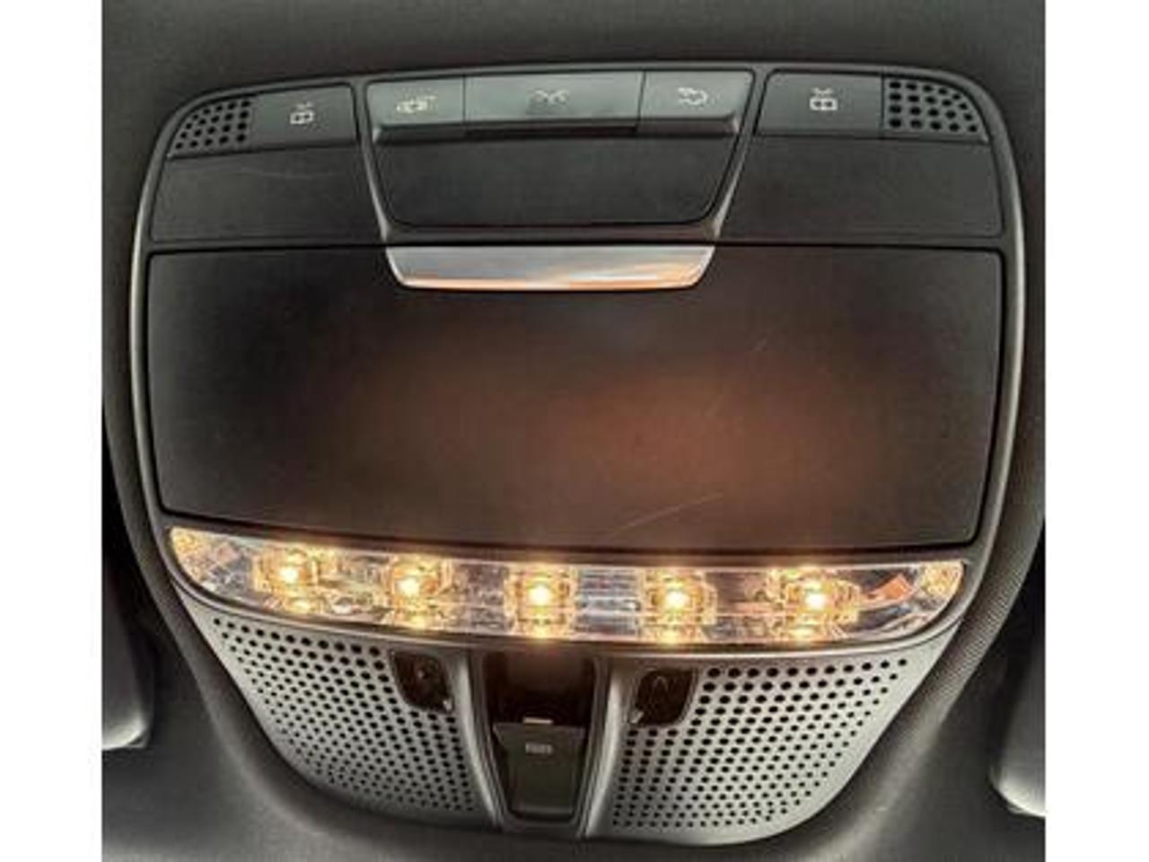 2018 Mercedes-Benz C-Class C 300 4MATIC Sedan Photo