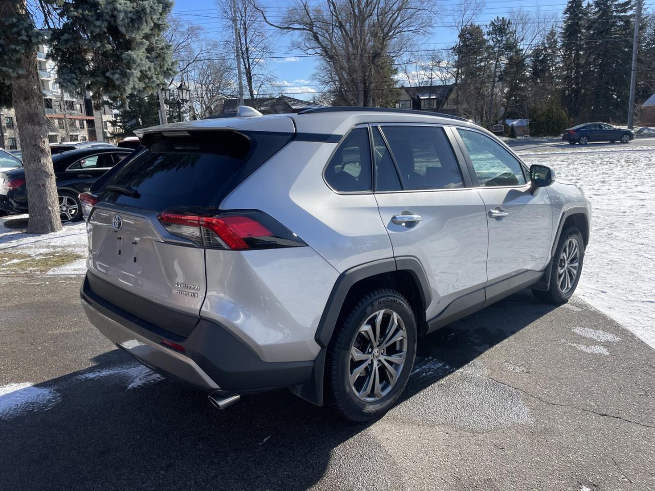 2022 Toyota RAV4 Hybrid Limited AWD *One Owner/ Like NEW - Photo #6