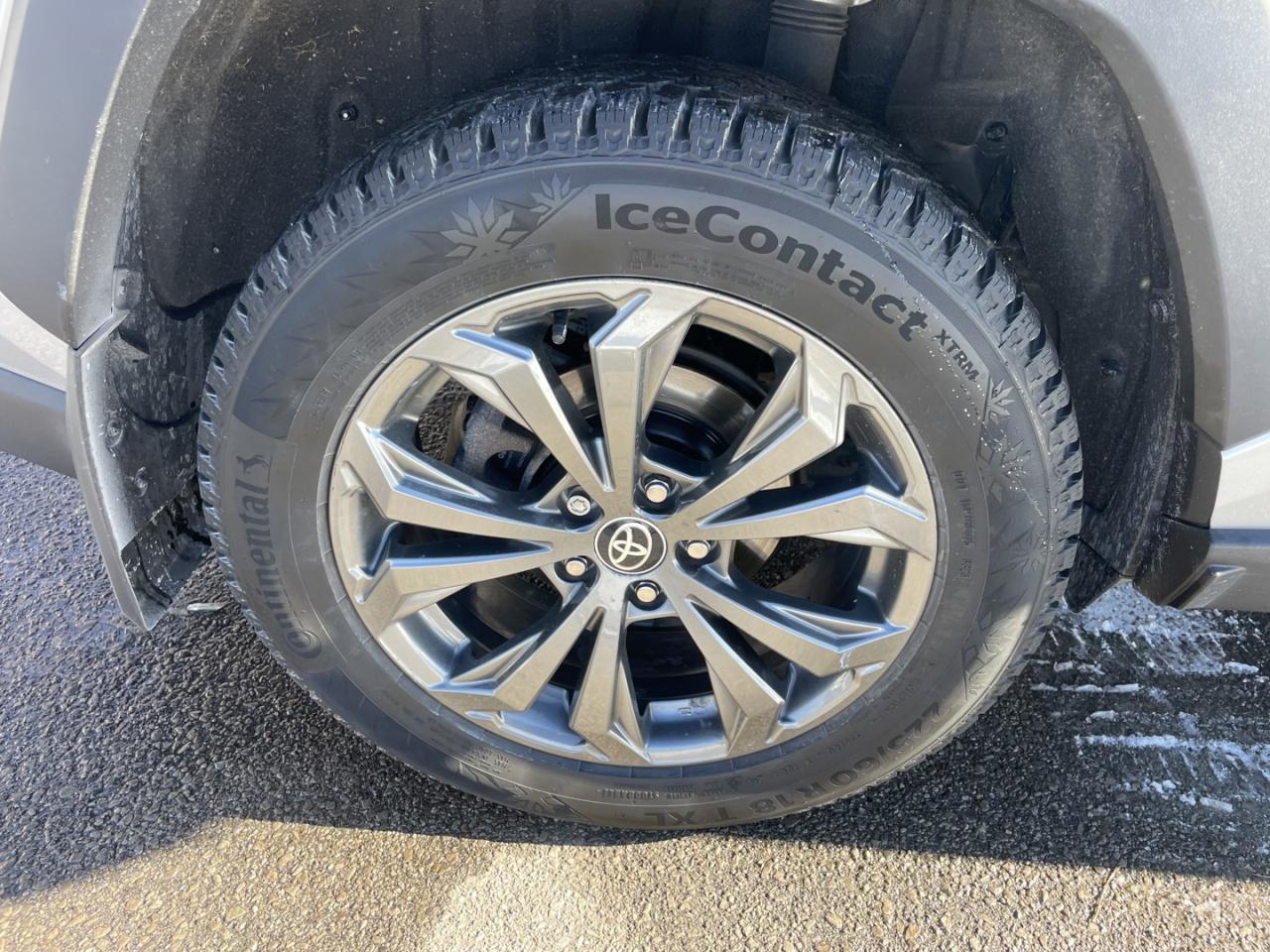 2022 Toyota RAV4 Hybrid Limited AWD *One Owner/ Like NEW - Photo #27