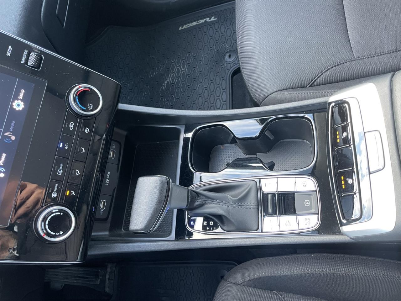 2023 Hyundai Tucson Essential AWD *One Owner/ Like New - Photo #15