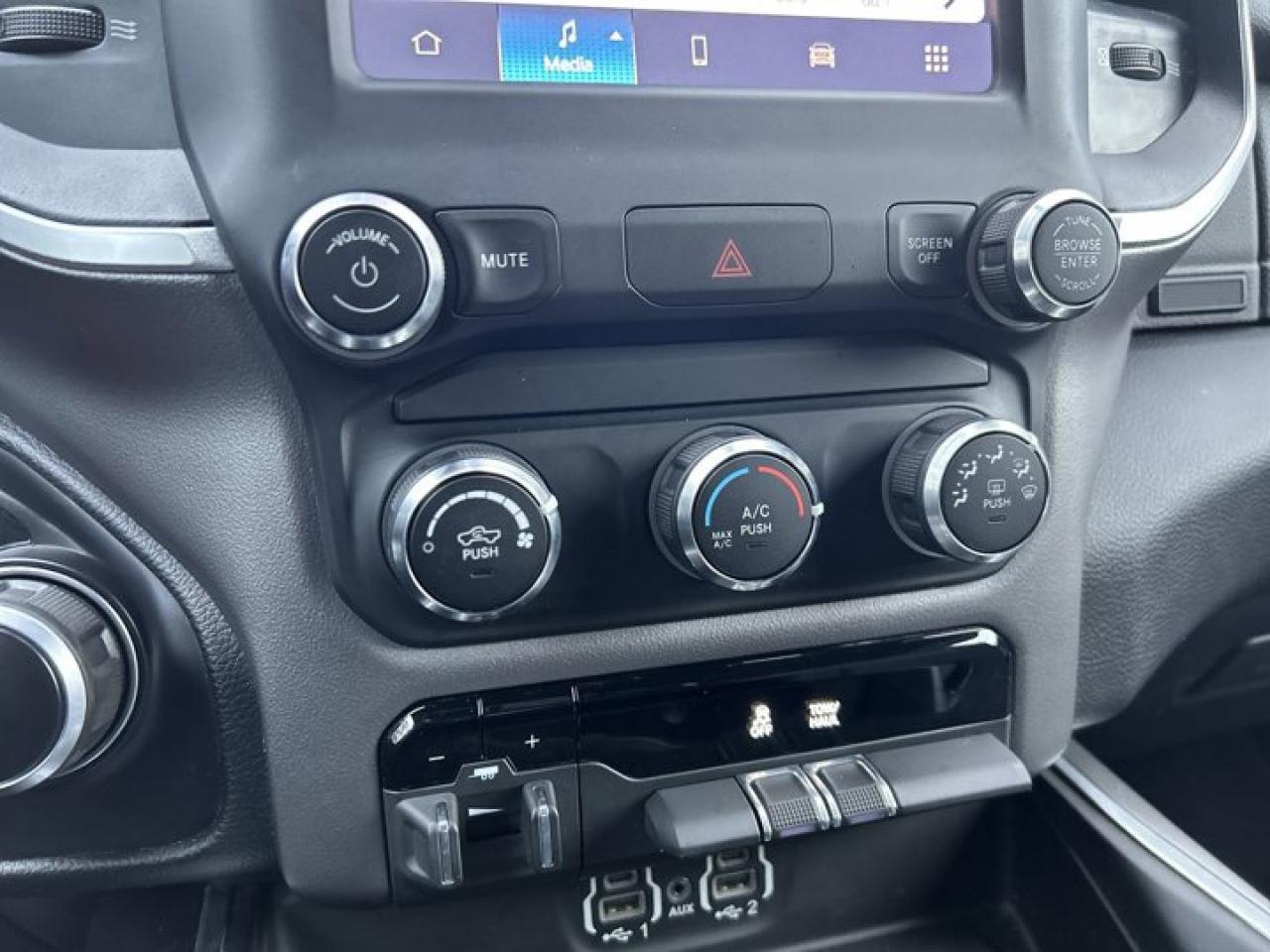 2022 RAM 1500 Big Horn 4x4 Quad Cab Photo