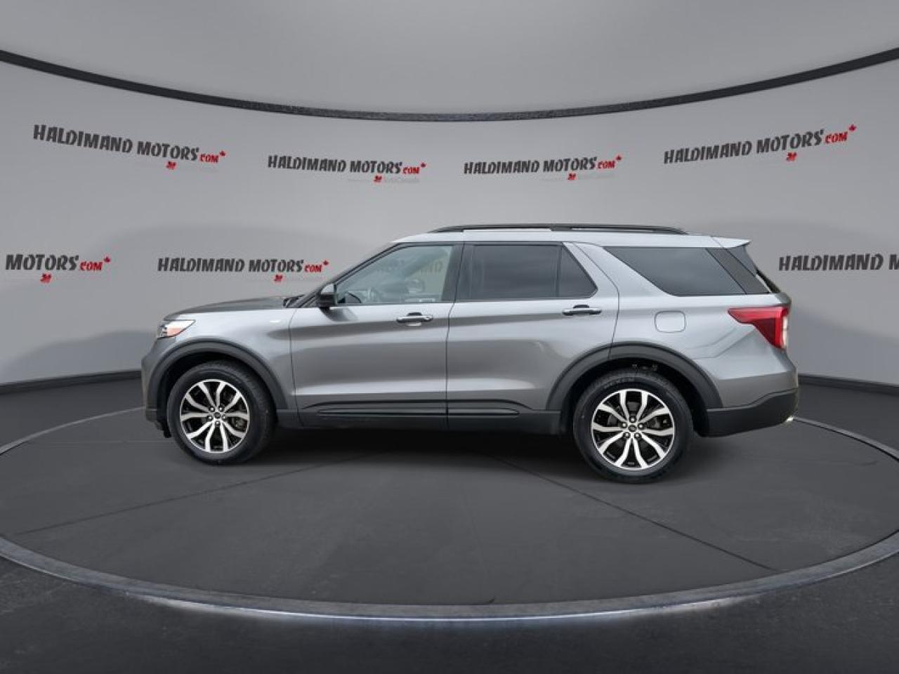 2022 Ford Explorer ST AWD | 360 Camera | Remote Start | 2nd Row Captain Seats Photo