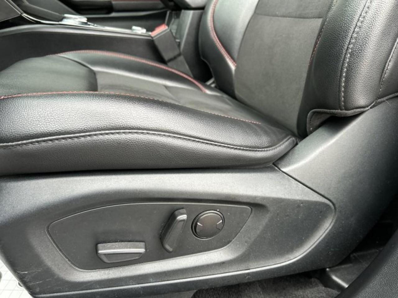 2022 Ford Explorer ST AWD | 360 Camera | Remote Start | 2nd Row Captain Seats Photo