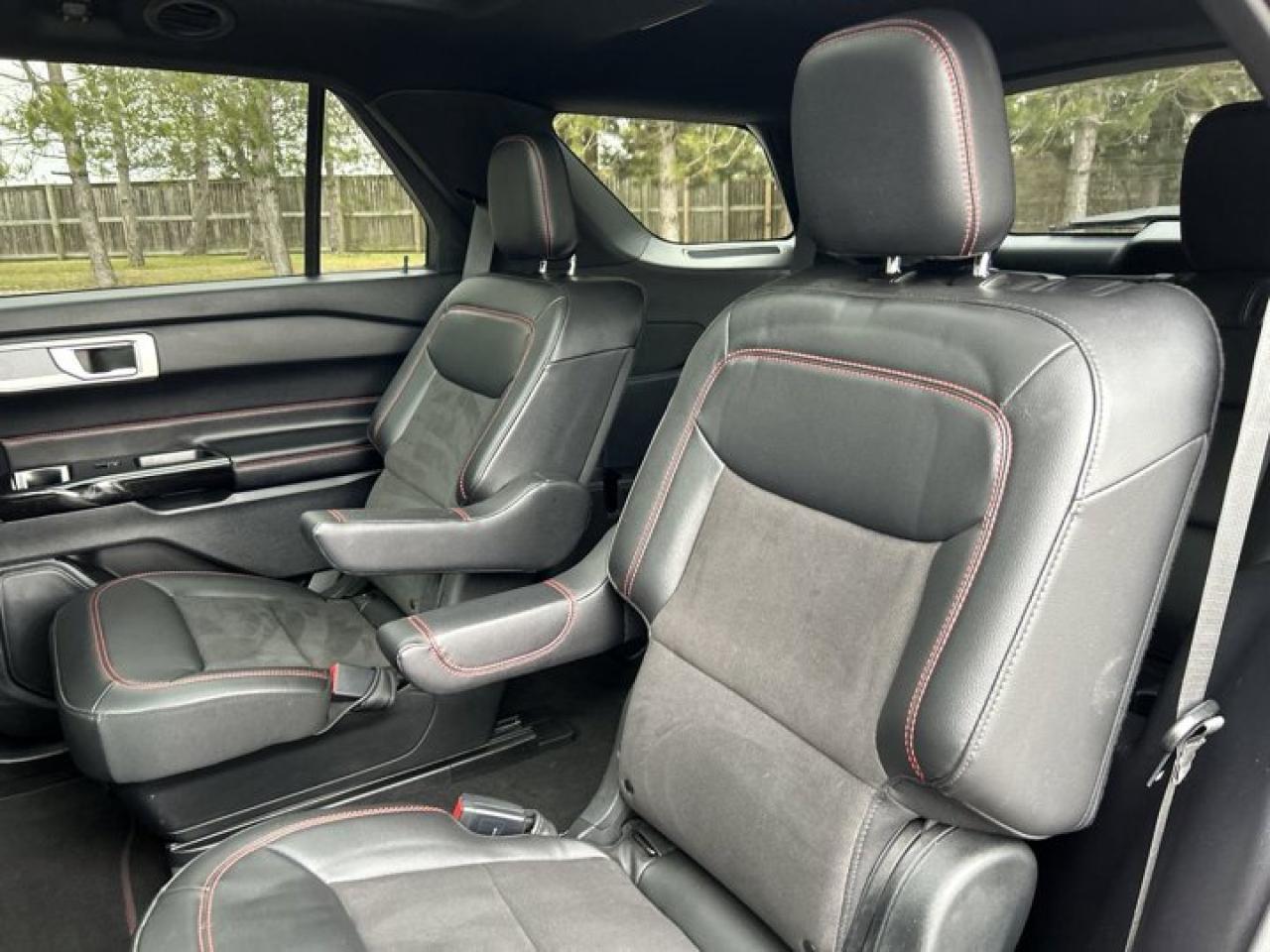 2022 Ford Explorer ST AWD | 360 Camera | Remote Start | 2nd Row Captain Seats Photo