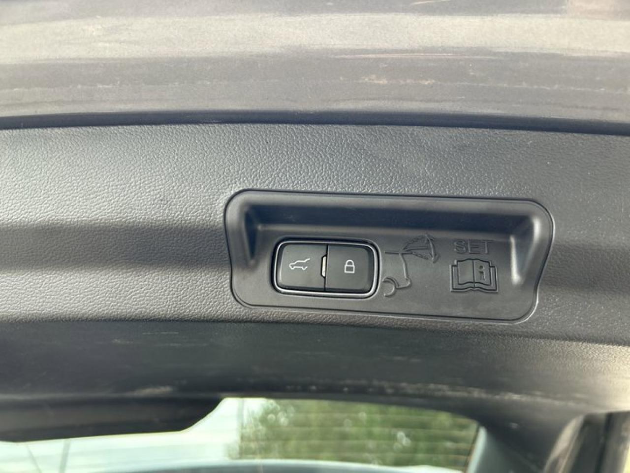 2022 Ford Explorer ST AWD | 360 Camera | Remote Start | 2nd Row Captain Seats Photo