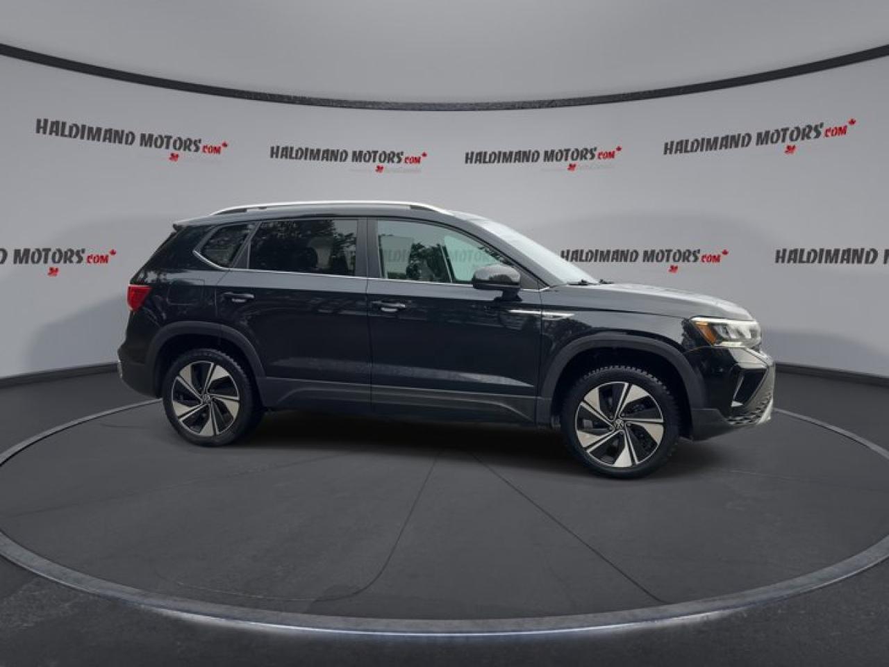 2024 Volkswagen Taos Comfortline | Remote Start | Leather Seats |  Heated Seats Photo