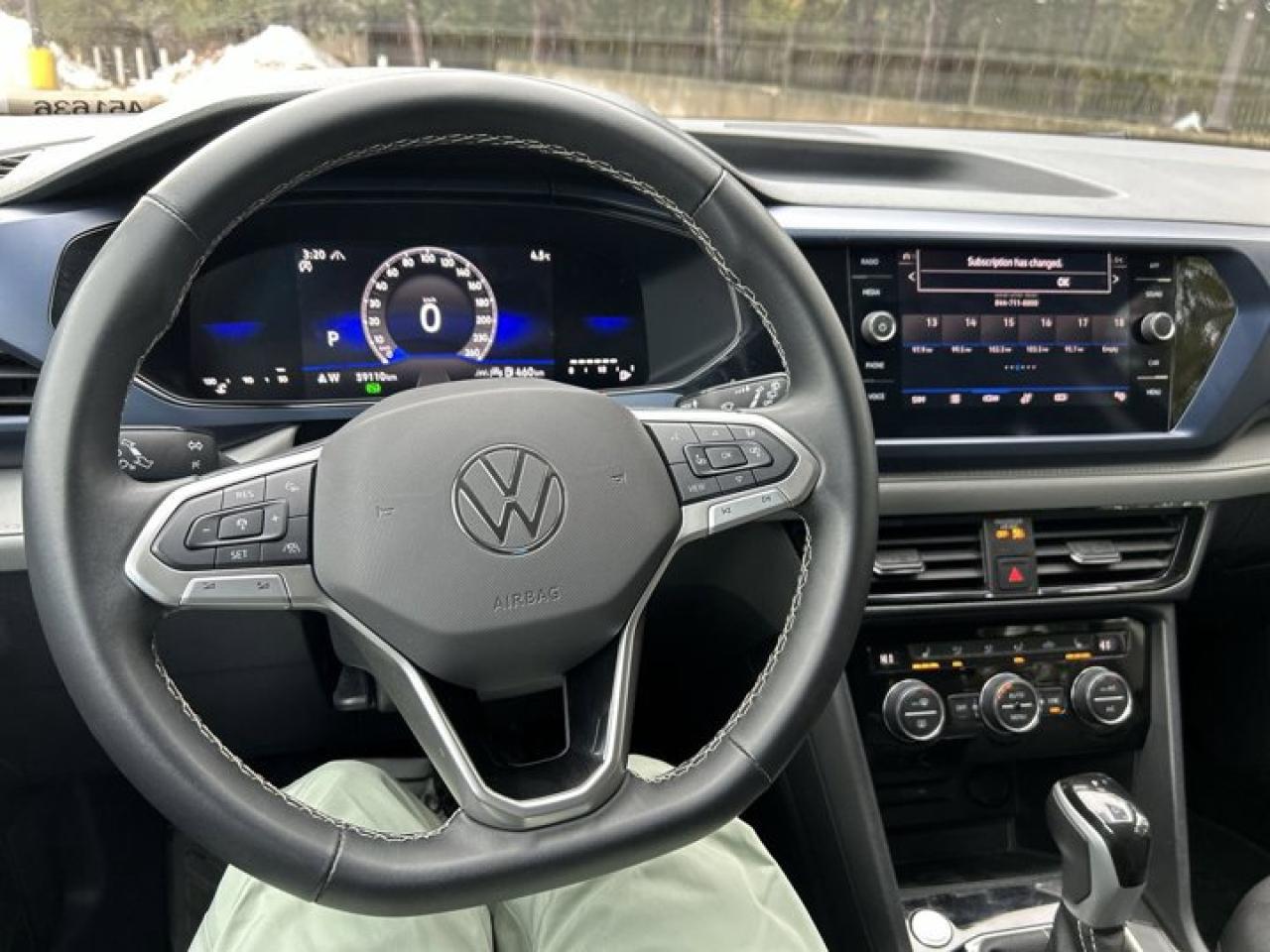 2024 Volkswagen Taos Comfortline | Remote Start | Leather Seats |  Heated Seats Photo