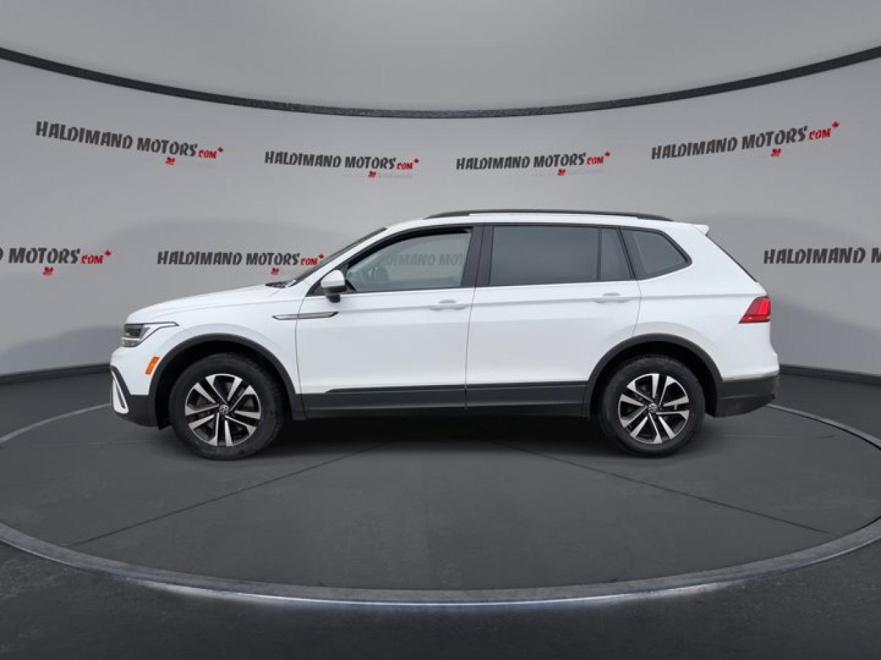 2022 Volkswagen Tiguan Trendline | Heated Seats | Heated Steering Wheel Photo
