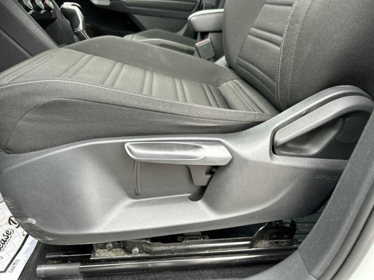 2022 Volkswagen Tiguan Trendline | Heated Seats | Heated Steering Wheel Photo