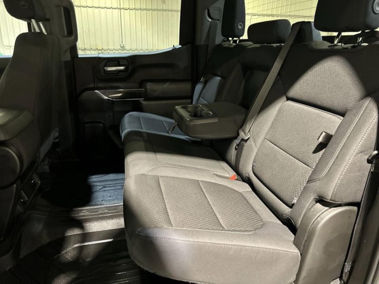 2021 Chevrolet Silverado 1500 Custom Trail Boss 4x4 | Midnight Edition | Photo