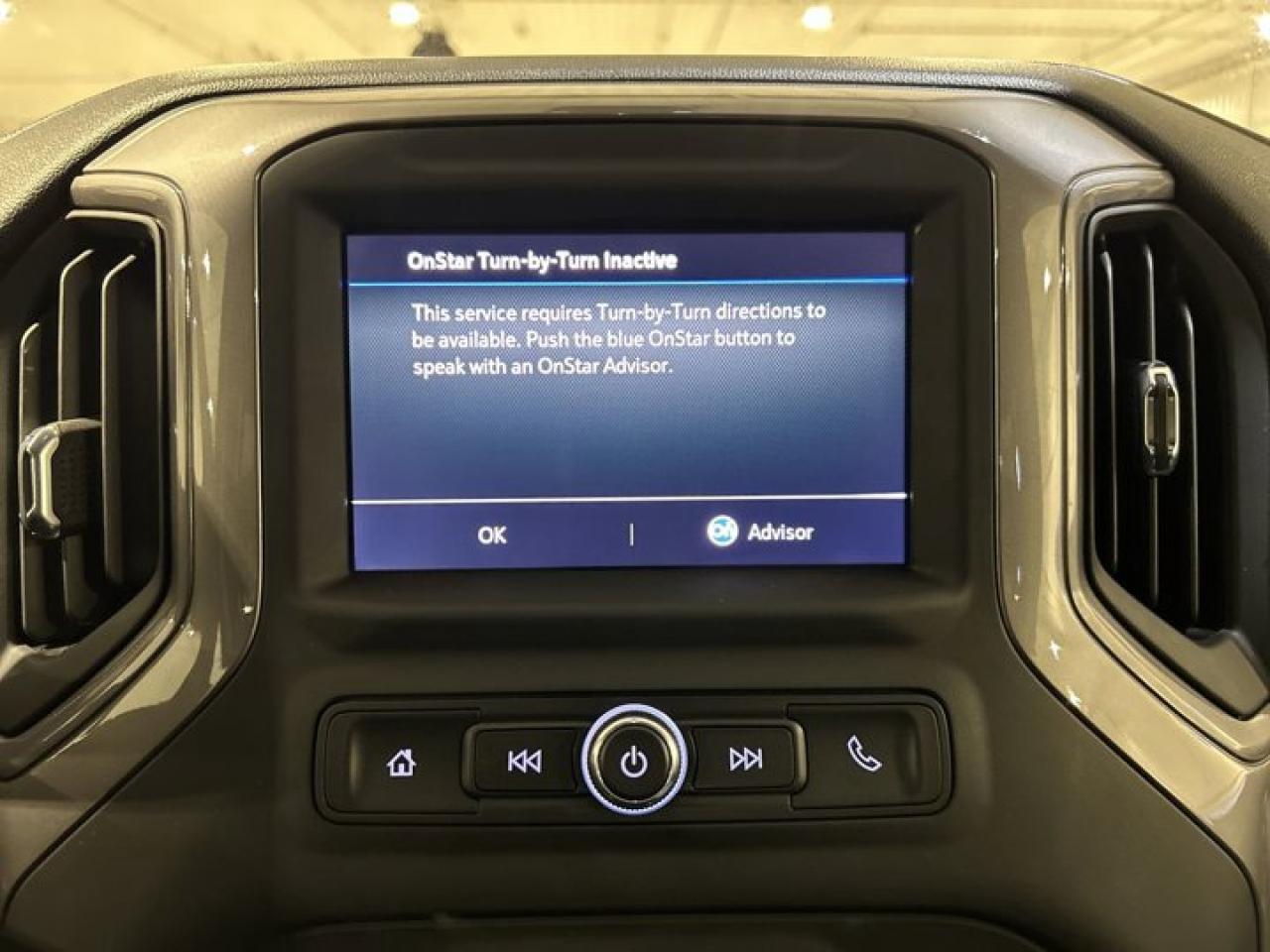 2021 Chevrolet Silverado 1500 Custom Trail Boss 4x4 | Midnight Edition | Photo