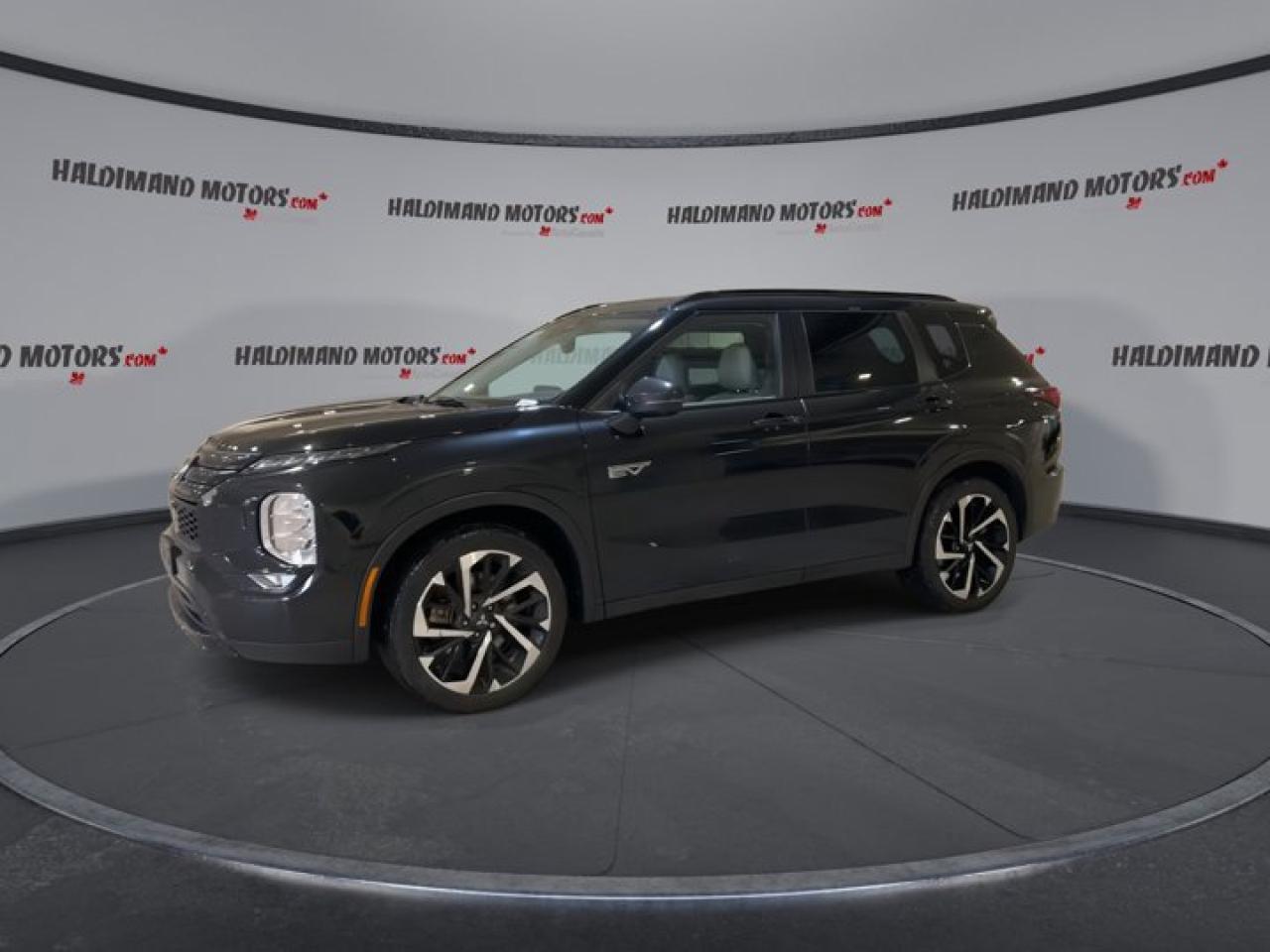 2023 Mitsubishi Outlander Phev GT AWD | Panoramic Roof | 360 Camera | Leather Seats Photo3