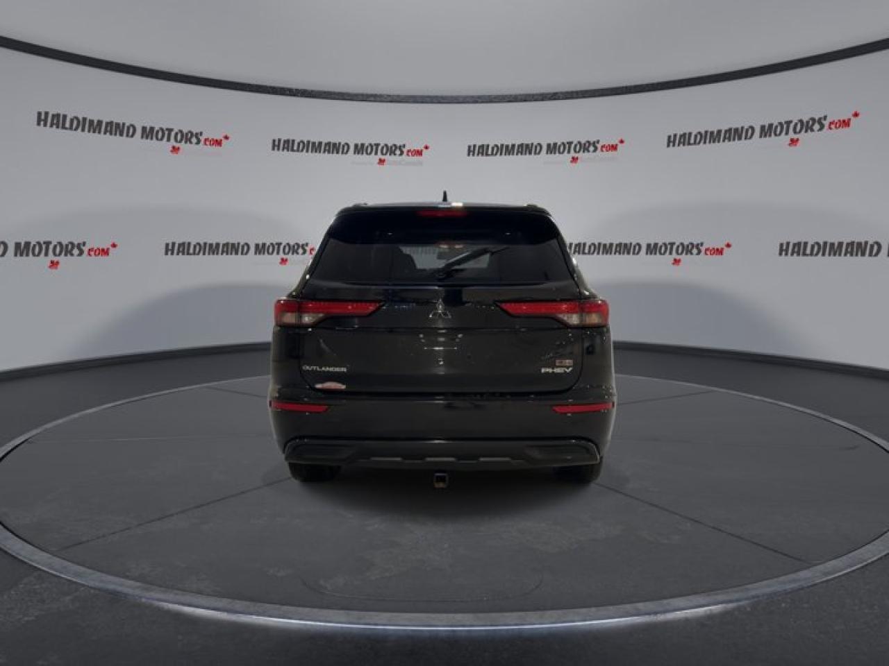 2023 Mitsubishi Outlander Phev GT AWD | Panoramic Roof | 360 Camera | Leather Seats Photo