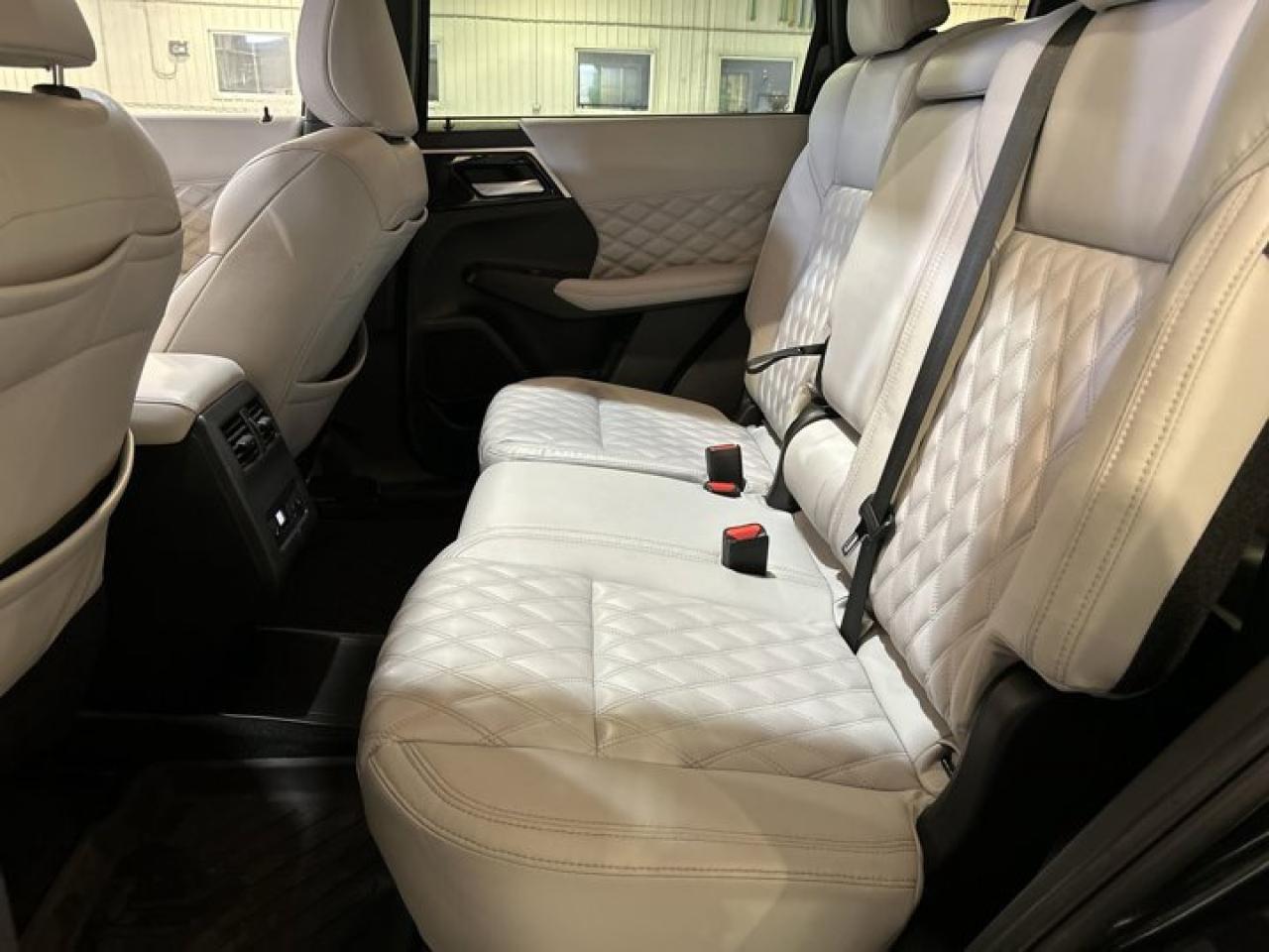 2023 Mitsubishi Outlander Phev GT AWD | Panoramic Roof | 360 Camera | Leather Seats Photo