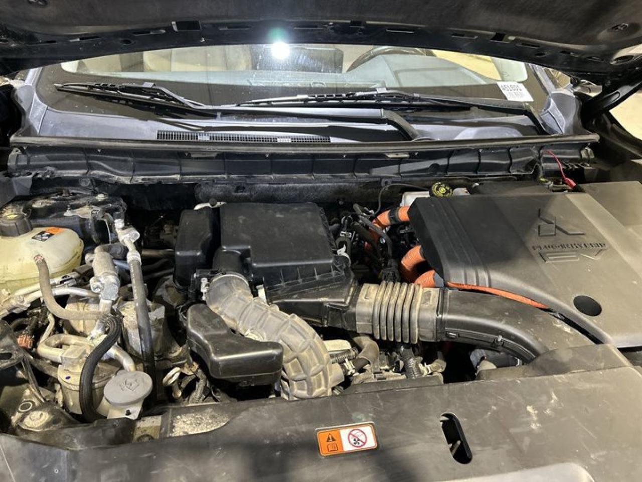 2023 Mitsubishi Outlander Phev GT AWD | Panoramic Roof | 360 Camera | Leather Seats Photo