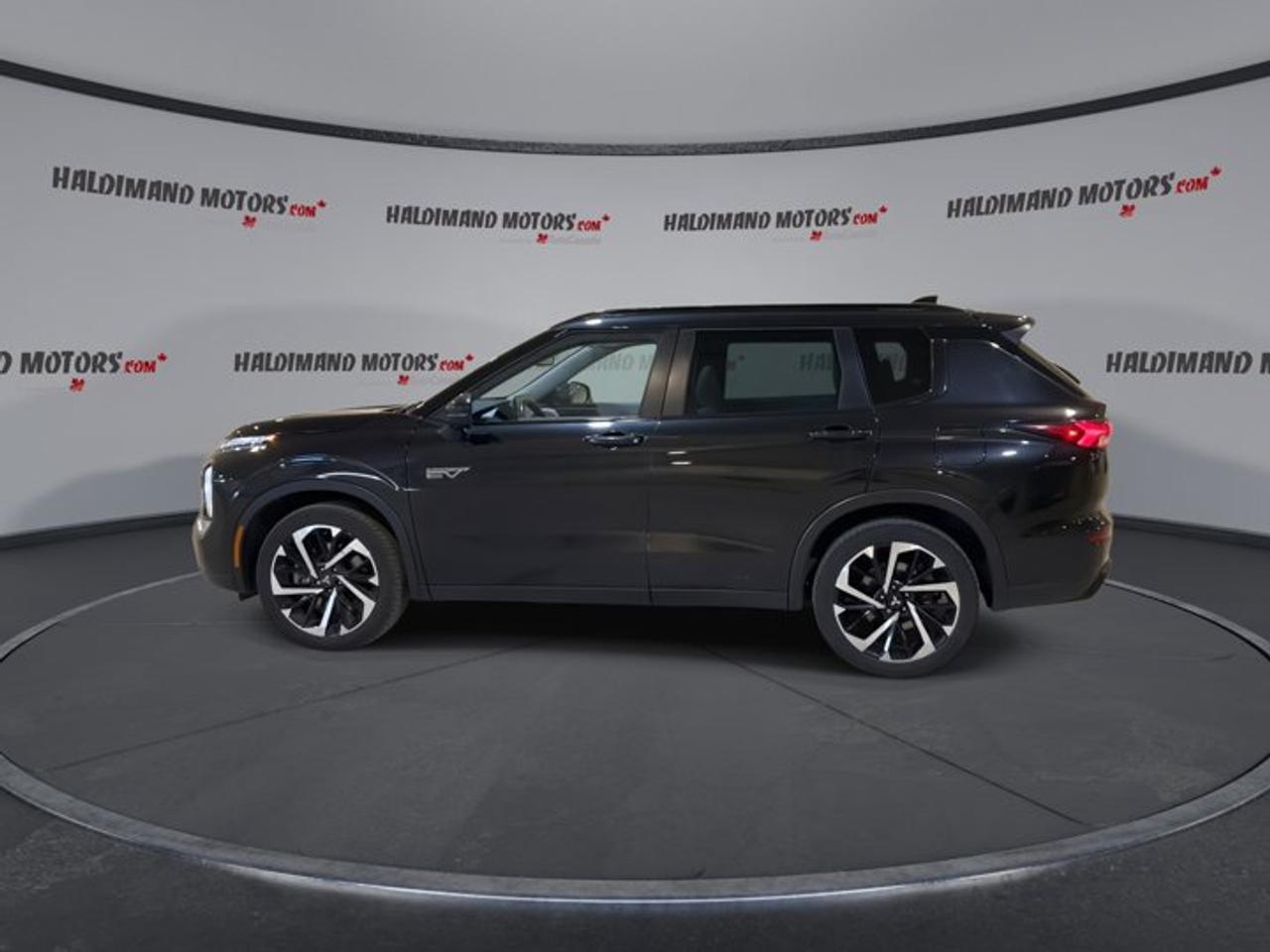 2023 Mitsubishi Outlander Phev GT S-AWC Photo4