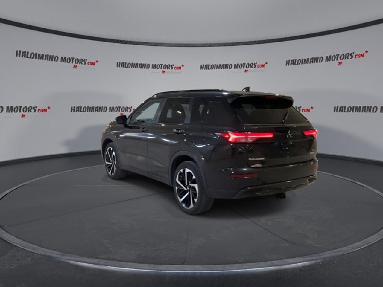 2023 Mitsubishi Outlander Phev GT S-AWC Photo