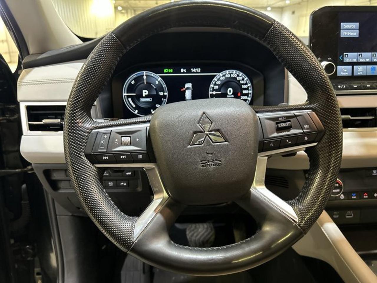 2023 Mitsubishi Outlander Phev GT S-AWC Photo