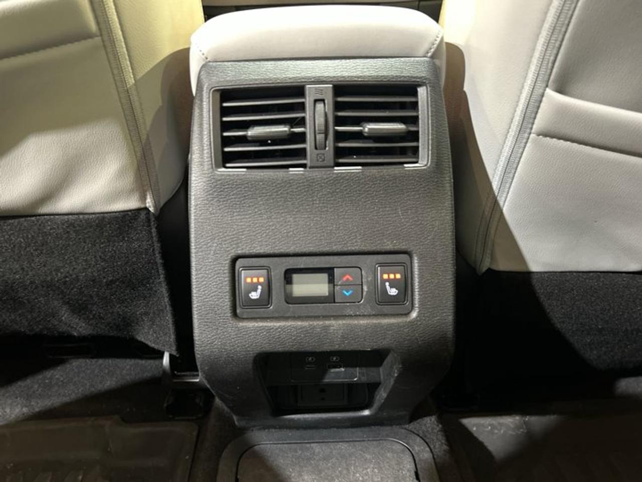 2023 Mitsubishi Outlander Phev GT S-AWC Photo