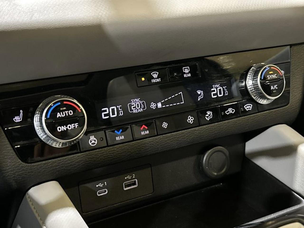 2023 Mitsubishi Outlander Phev GT S-AWC Photo