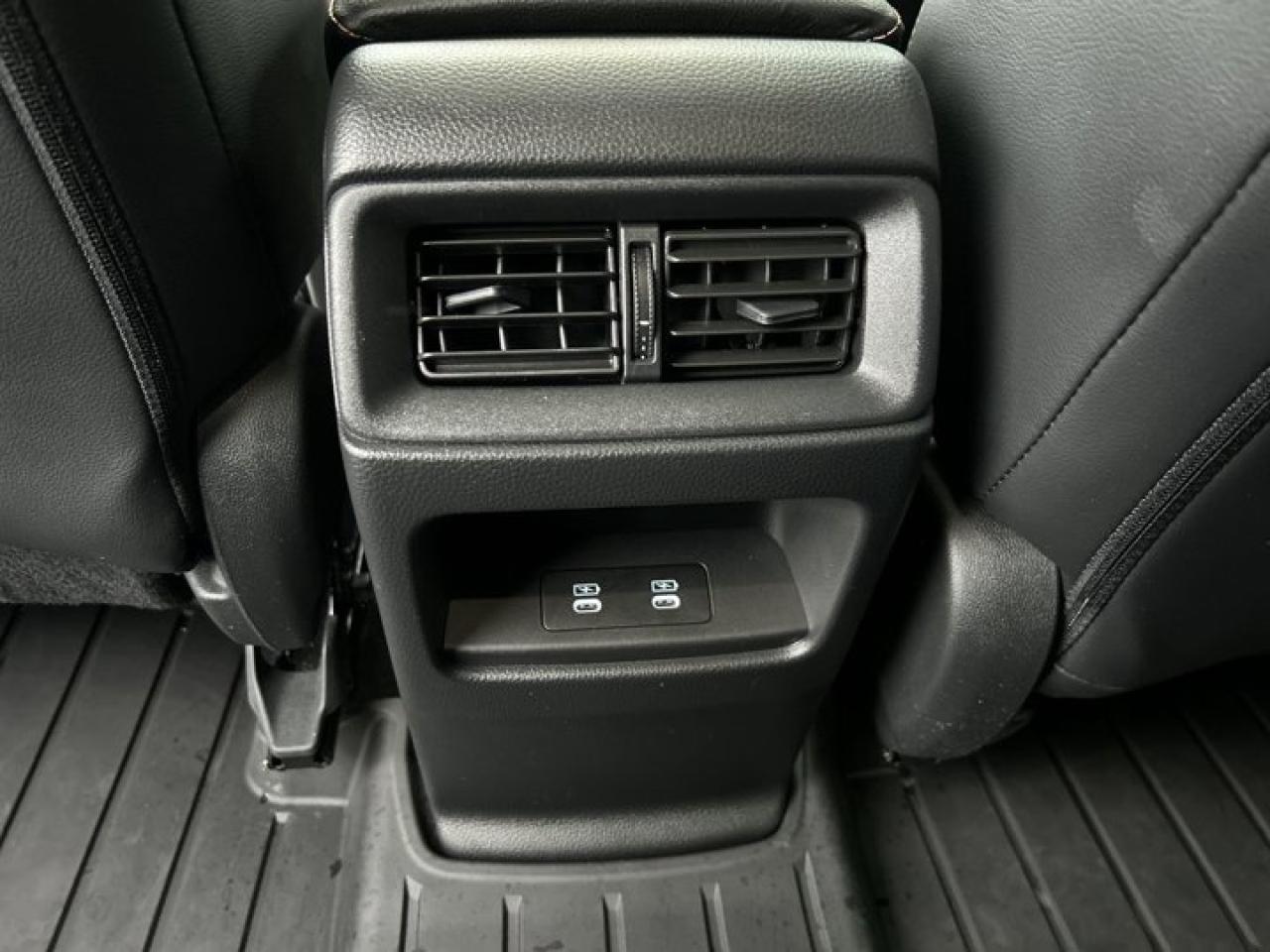 2023 Honda CR-V Hybrid Touring AWD | Remote Start | Sunroof | Leather Seats Photo