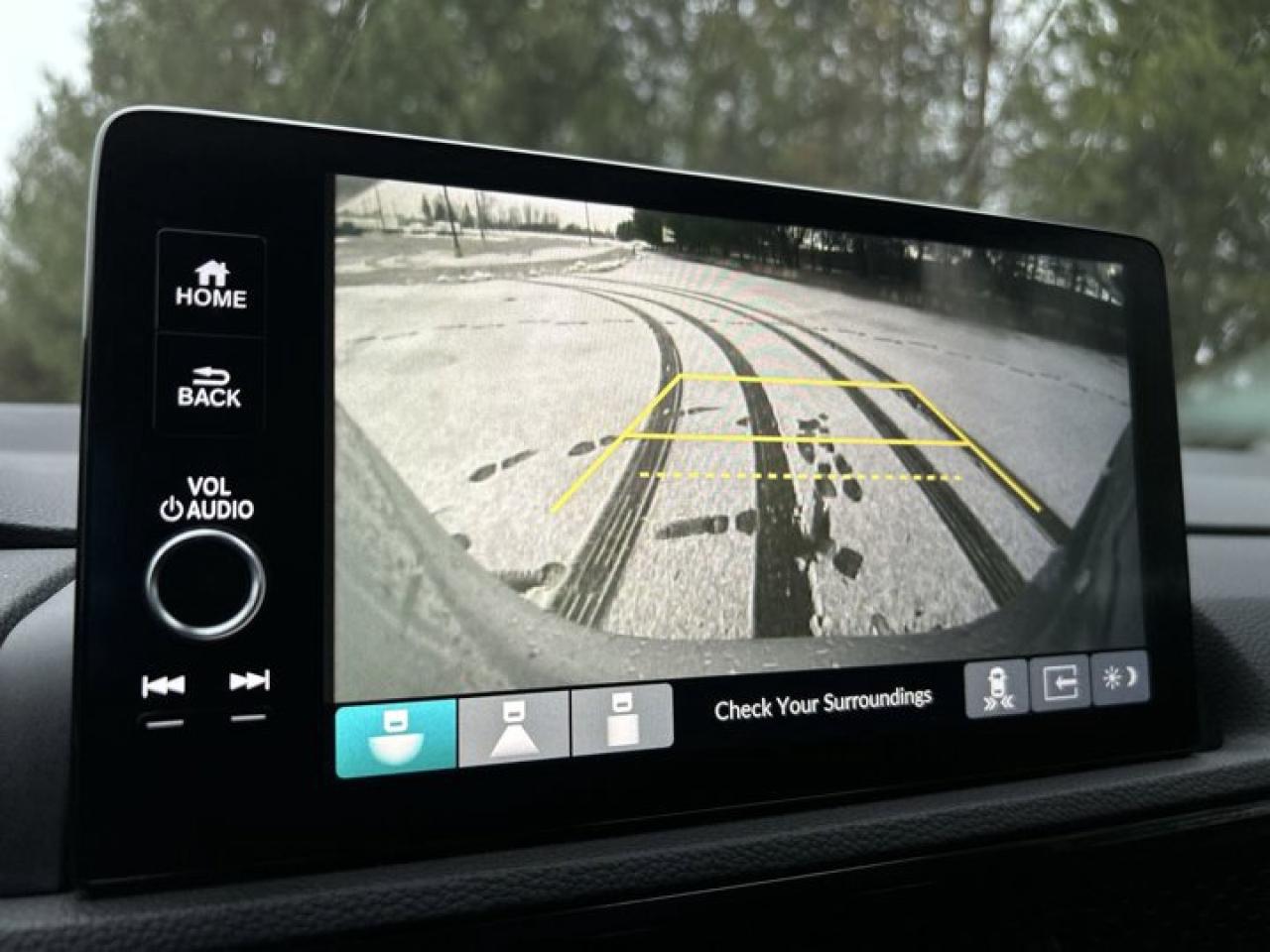 2023 Honda CR-V Hybrid Touring AWD | Remote Start | Sunroof | Leather Seats Photo