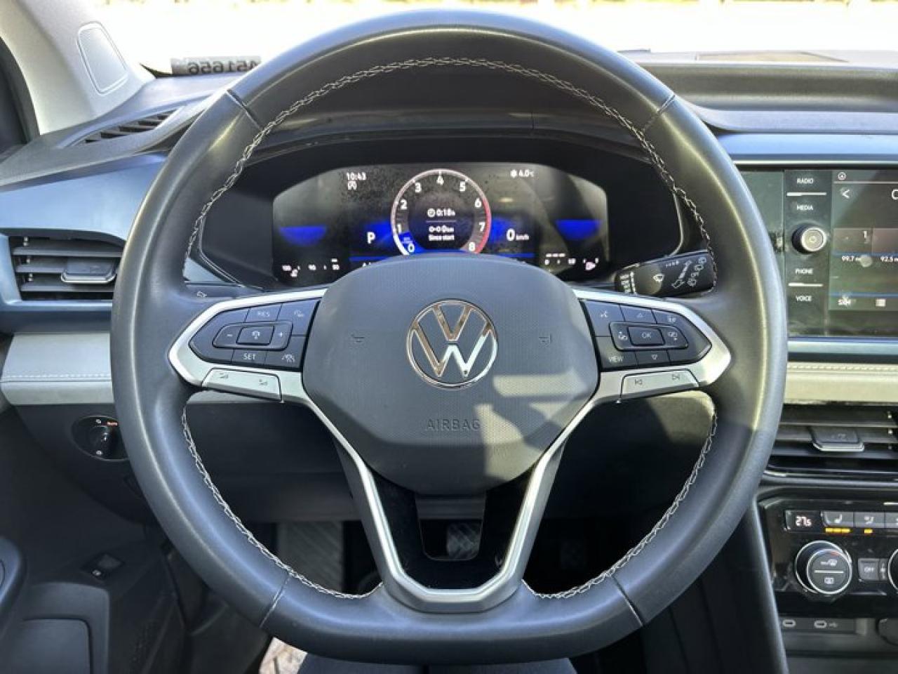 2024 Volkswagen Taos Comfortline | Remote Start | Panoramic Roof | Leather Seats Photo