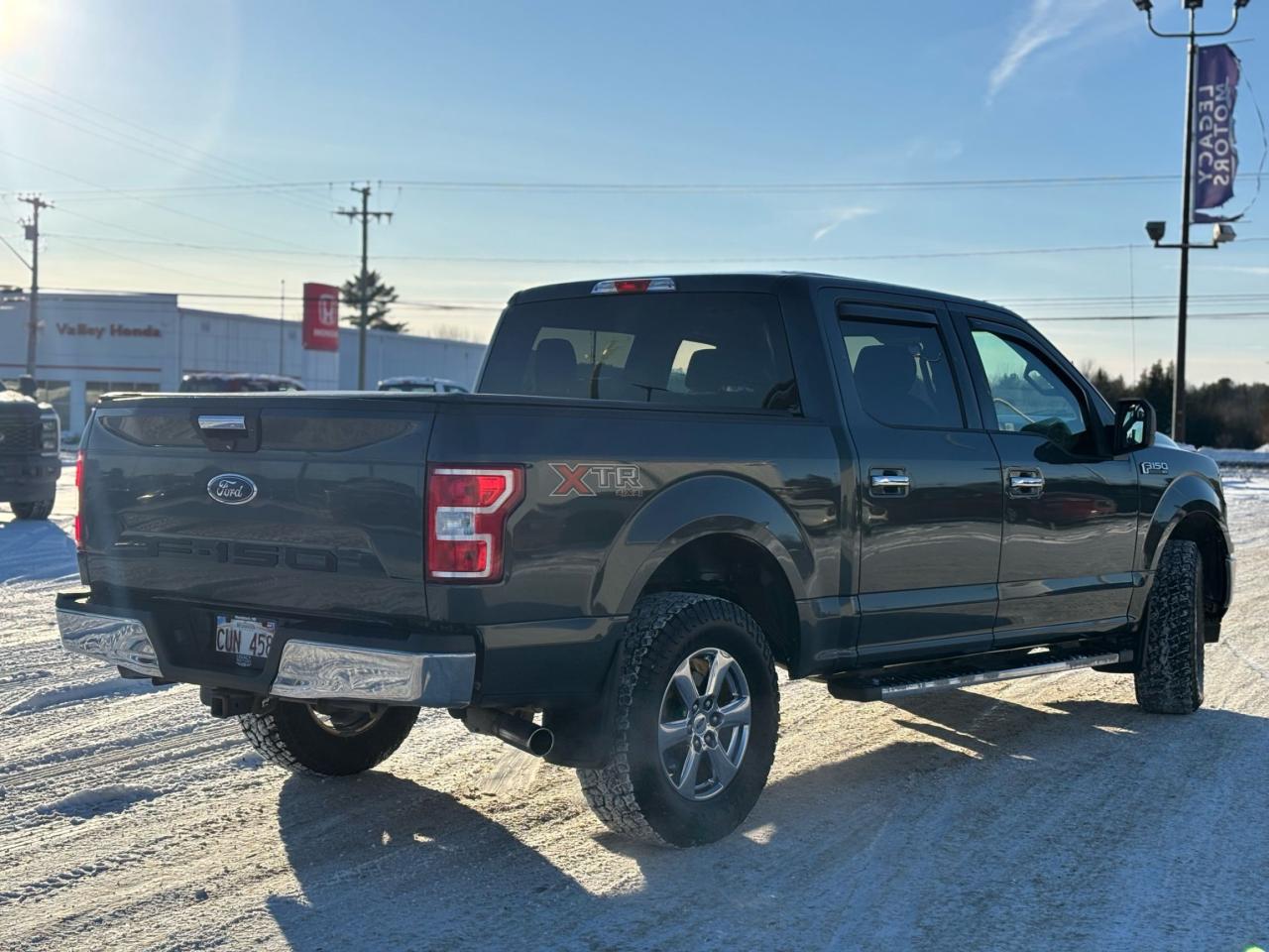 2018 Ford F-150  Photo3