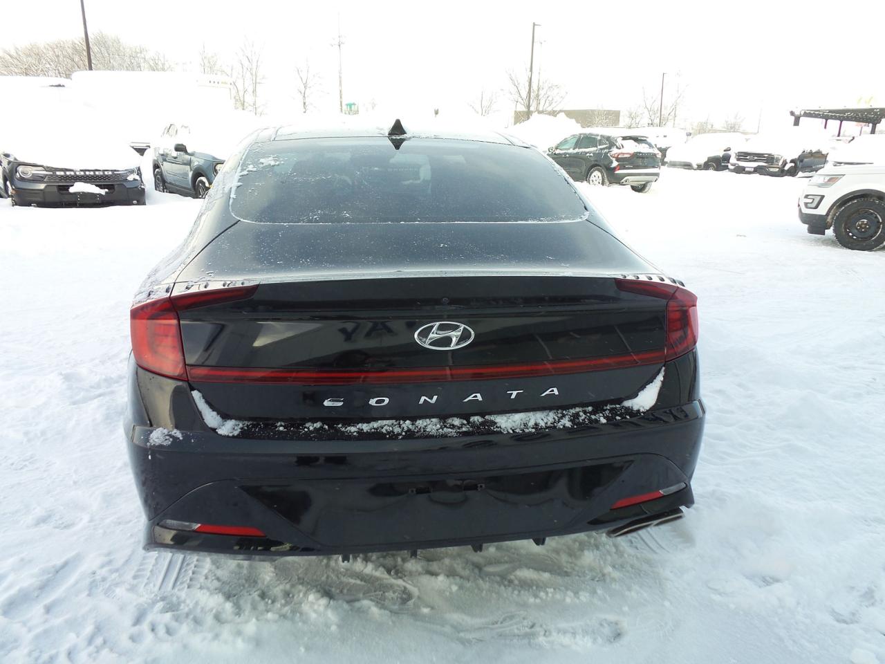 2021 Hyundai Sonata SPORT, HEATED SEATS, 19" RIMS, MOONROOF! Photo