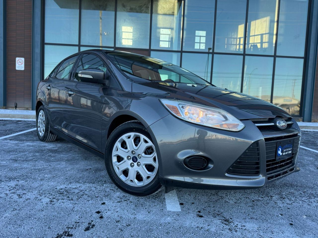 2013 Ford Focus SE Photo2