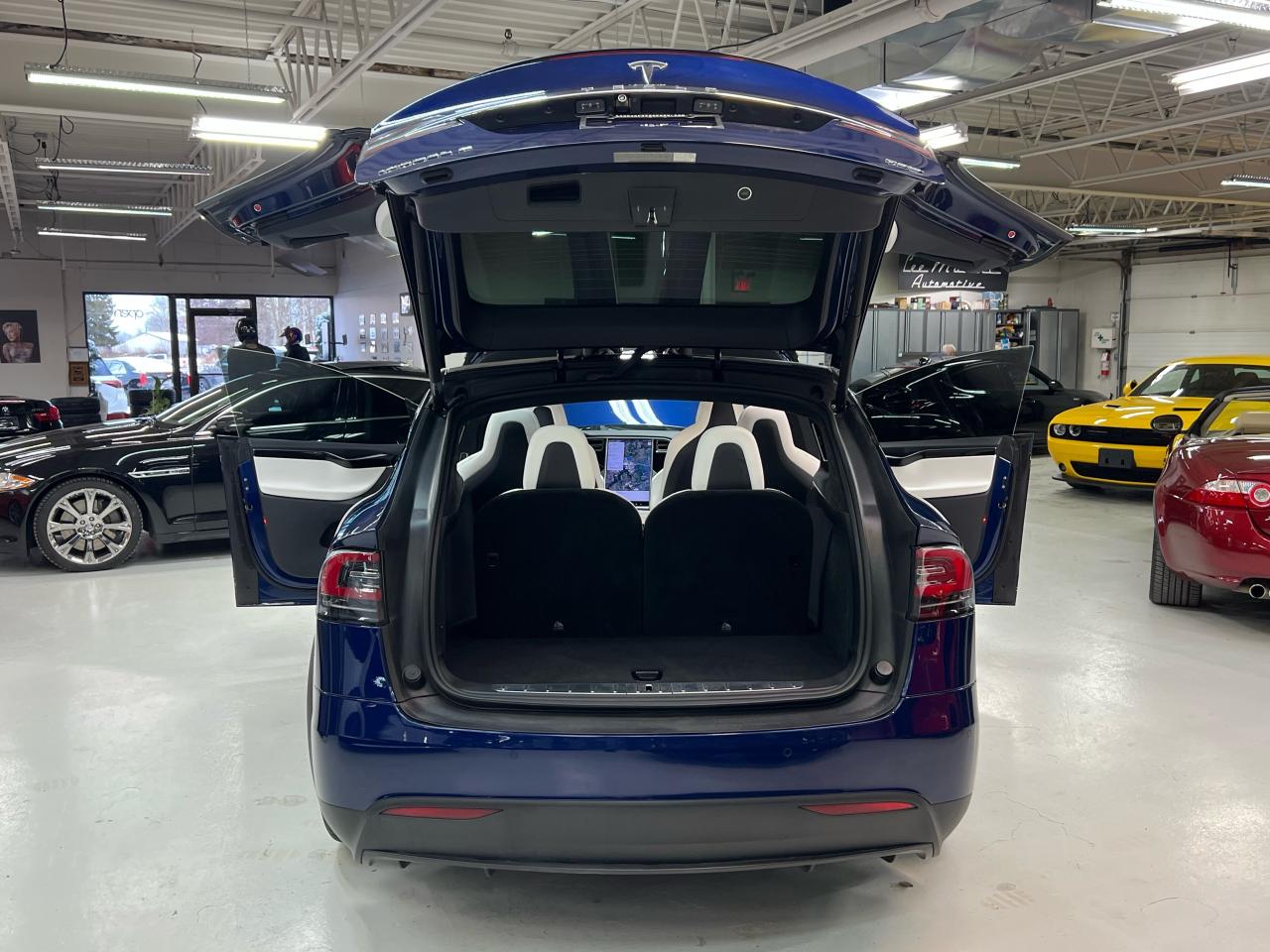 2017 Tesla Model X 75D FSD AWD Quad Seats Photo