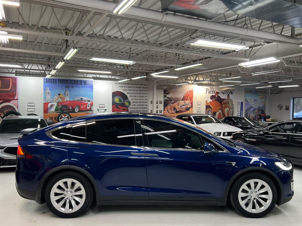 2017 Tesla Model X 75D FSD AWD Quad Seats Photo