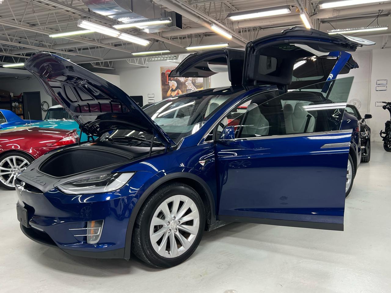 2017 Tesla Model X 75D FSD AWD Quad Seats Photo