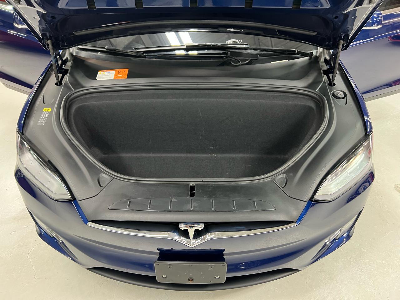 2017 Tesla Model X 75D FSD AWD Quad Seats Photo