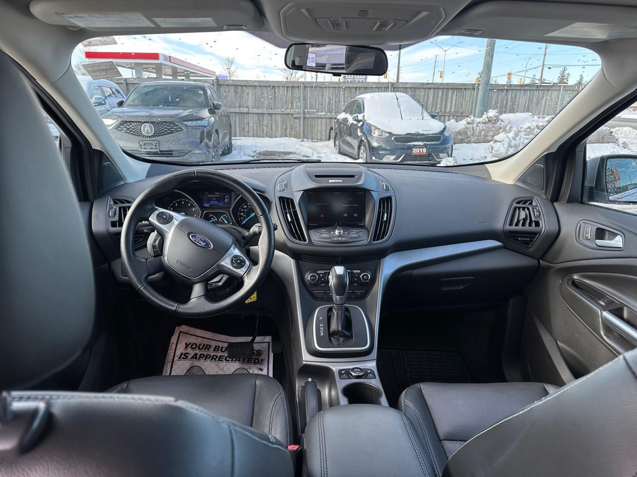 2013 Ford Escape SE, 4 CYL, ONLY 70,000KMS, LEATHER, SUNROOF, CERT - Photo #12