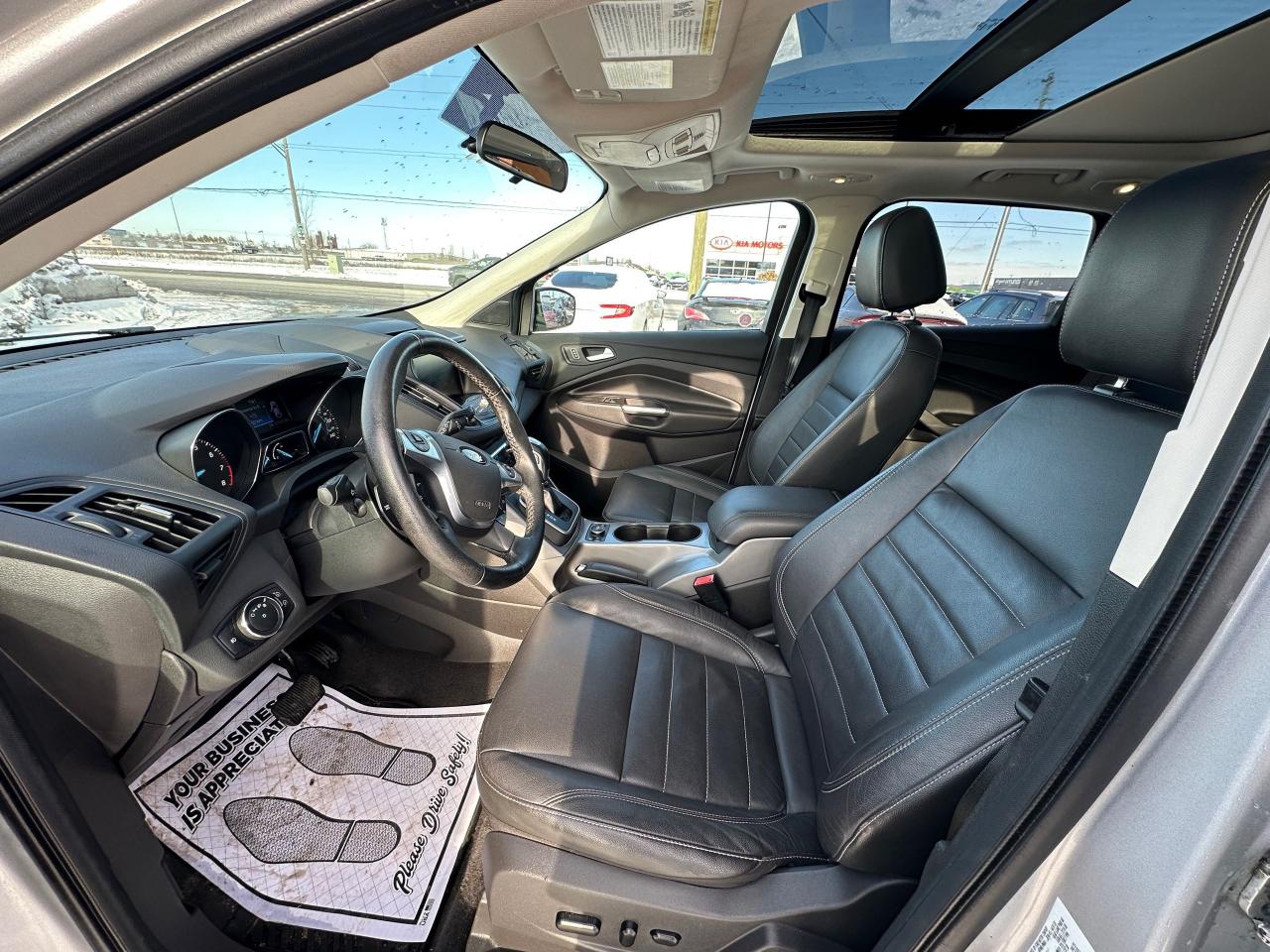 2013 Ford Escape SE, 4 CYL, ONLY 70,000KMS, LEATHER, SUNROOF, CERT - Photo #10