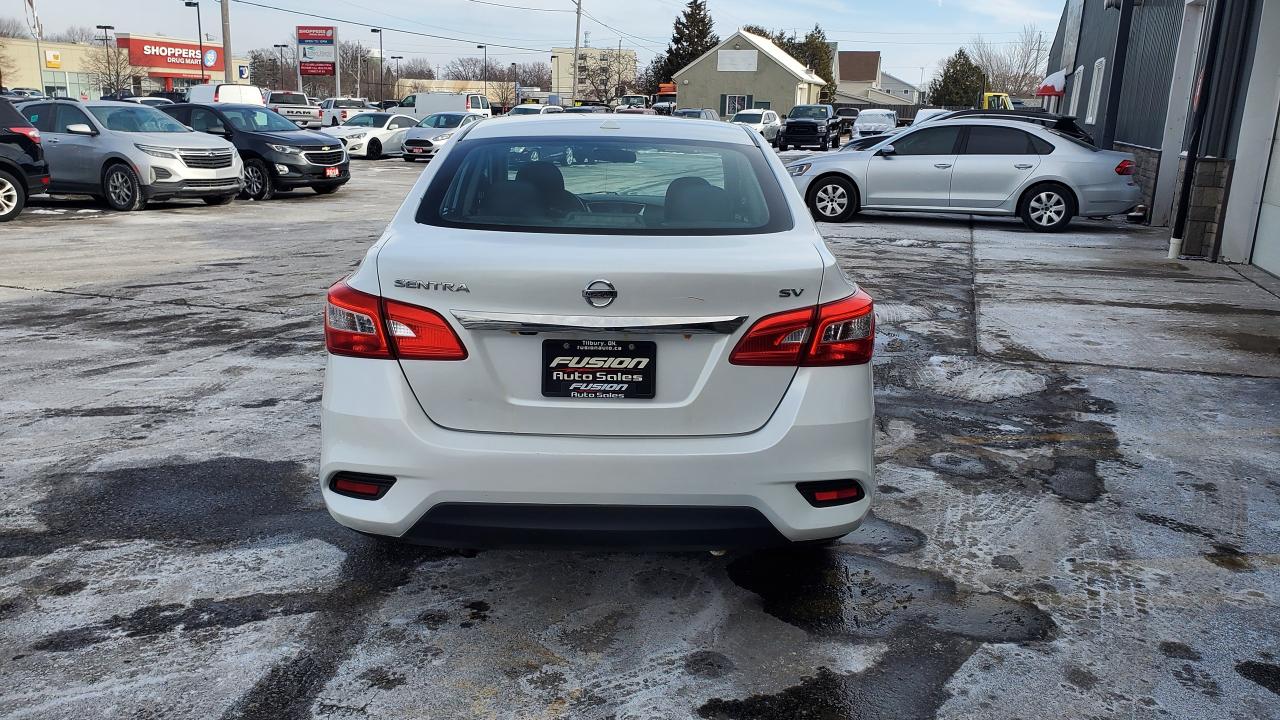 2018 Nissan Sentra SV-SUNROOF-HEATED SEATS-BACK UP CAMERA Photo