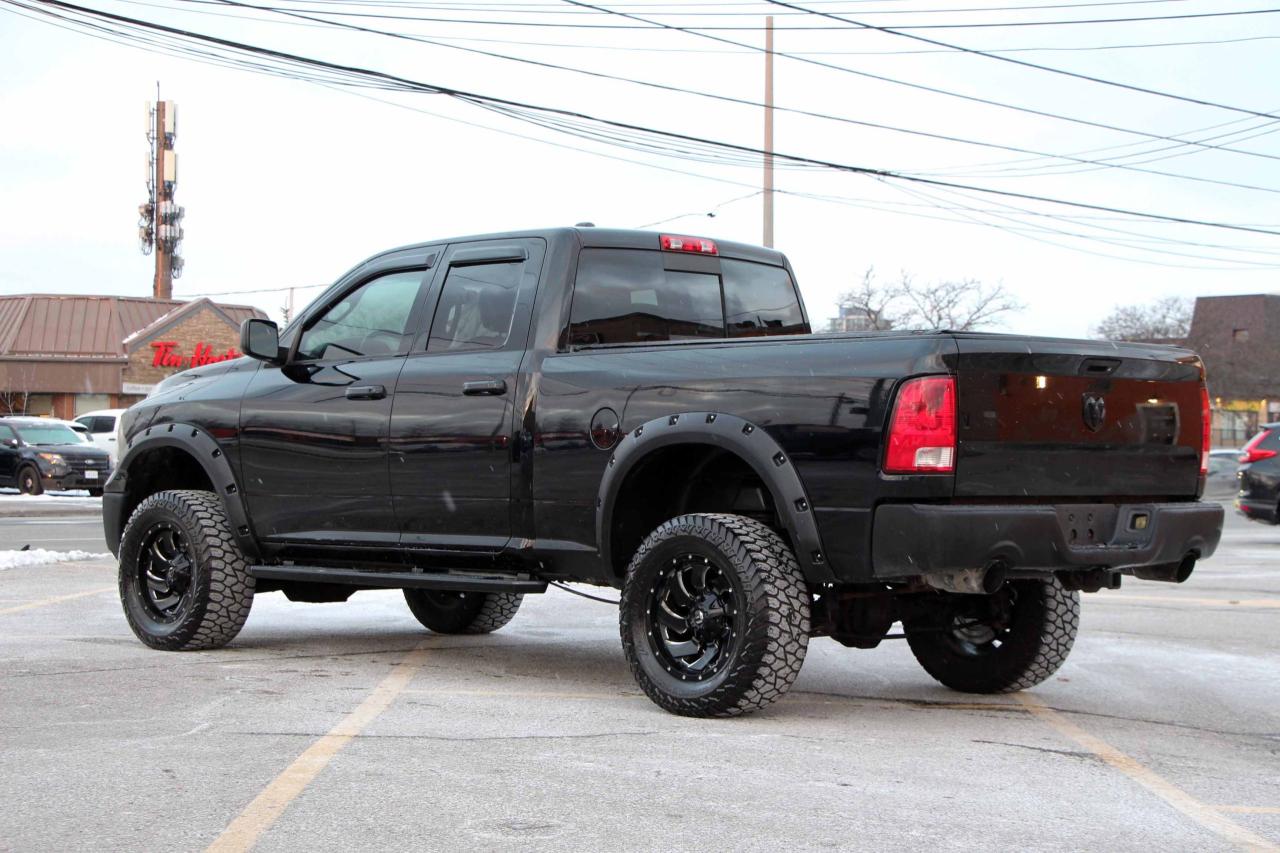 2014 RAM 1500 SLT Photo3