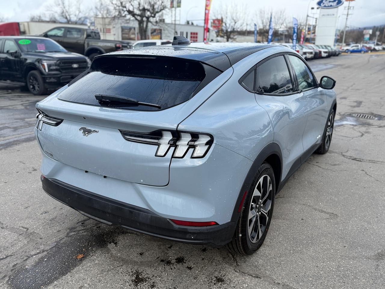 2026 Ford Mustang Mach-E Select Photo4