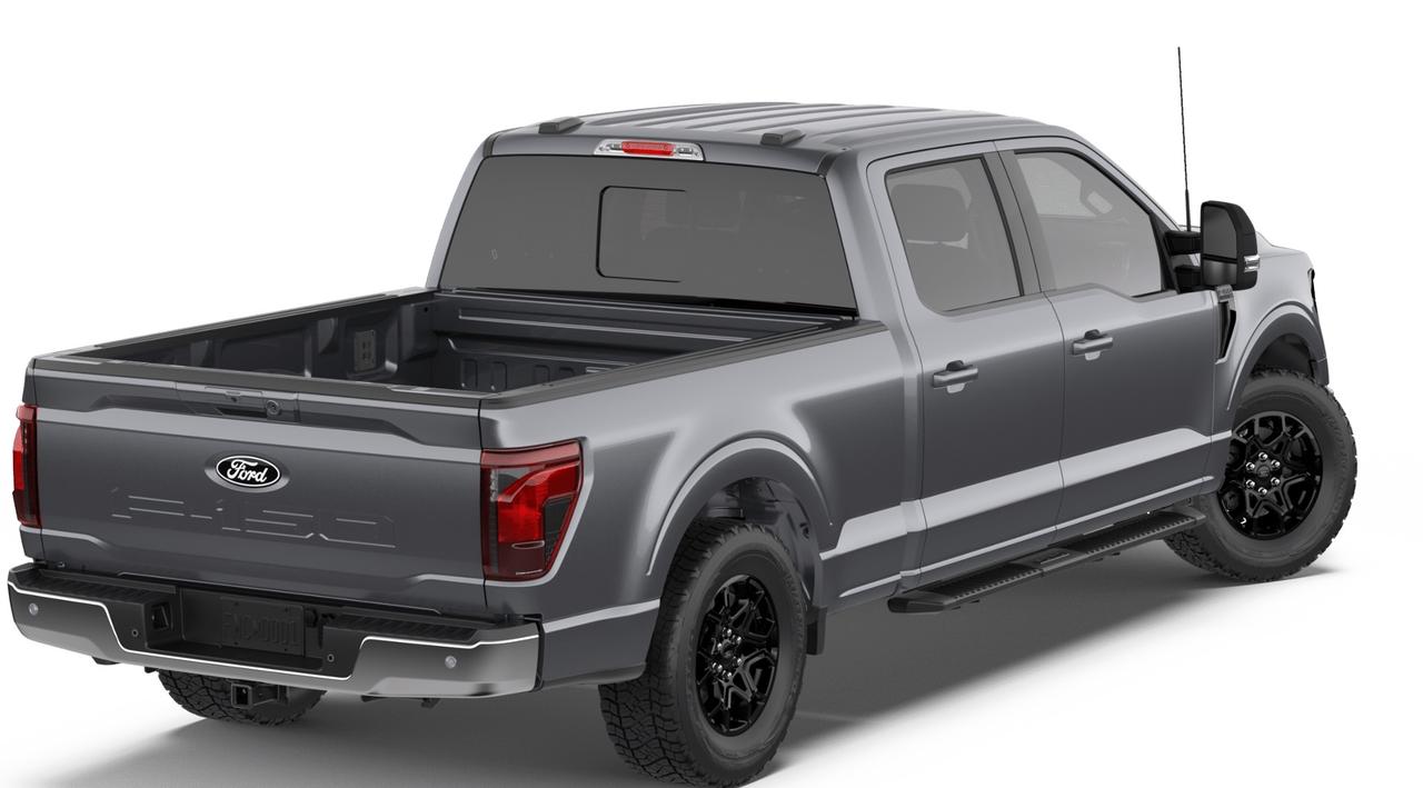 2026 Ford F-150 XLT Photo2