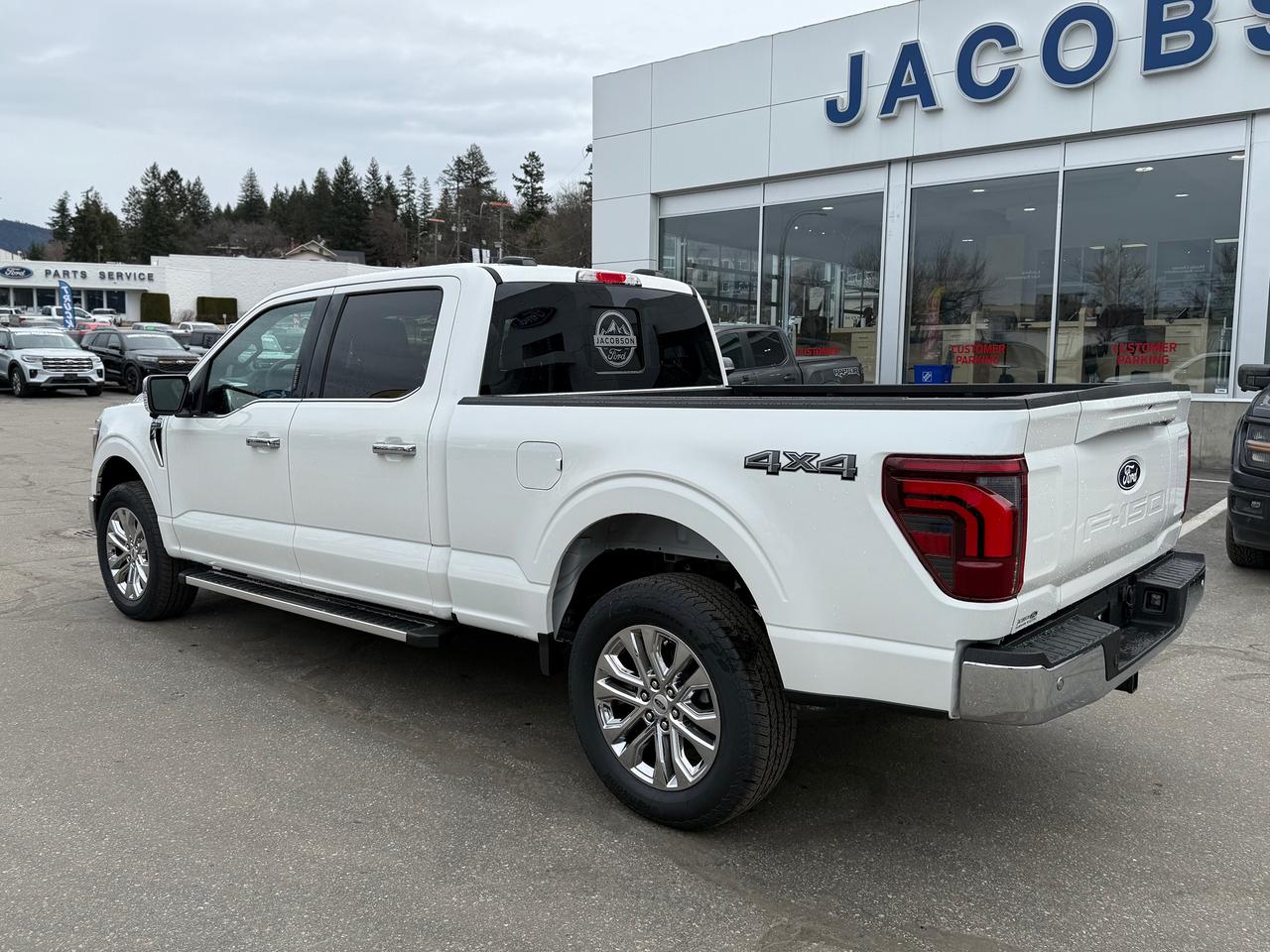 2026 Ford F-150 Lariat Photo2