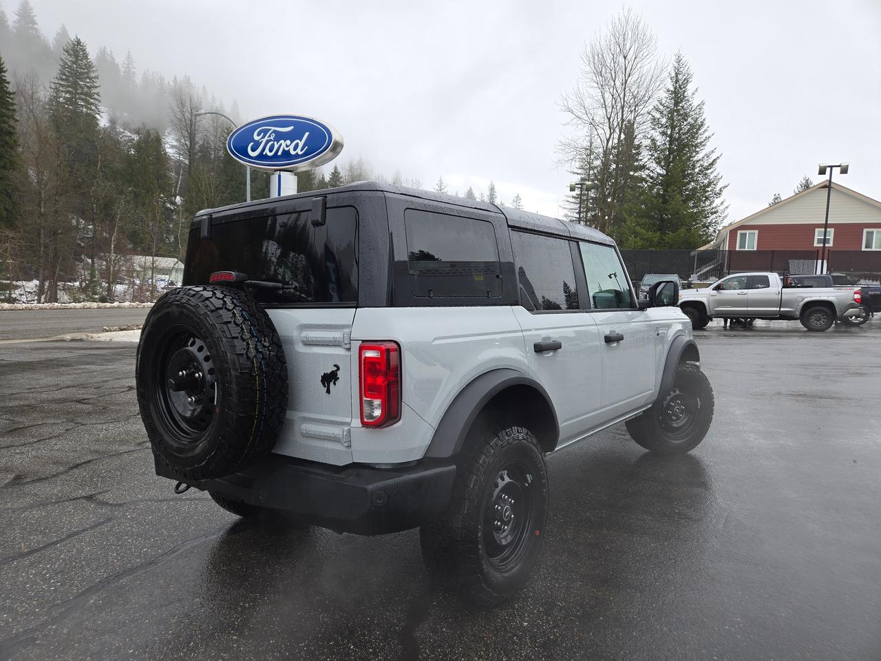 2026 Ford Bronco Big Bend Photo4