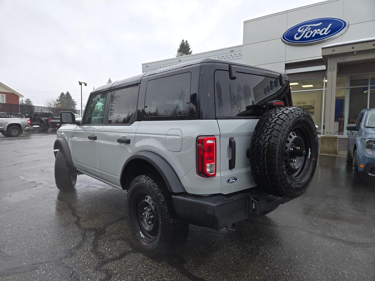 2026 Ford Bronco Big Bend Photo2