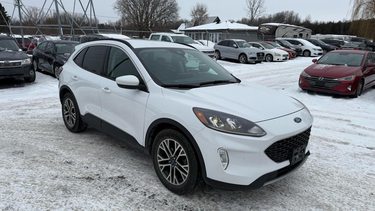 2020 Ford Escape SEL - Photo #7