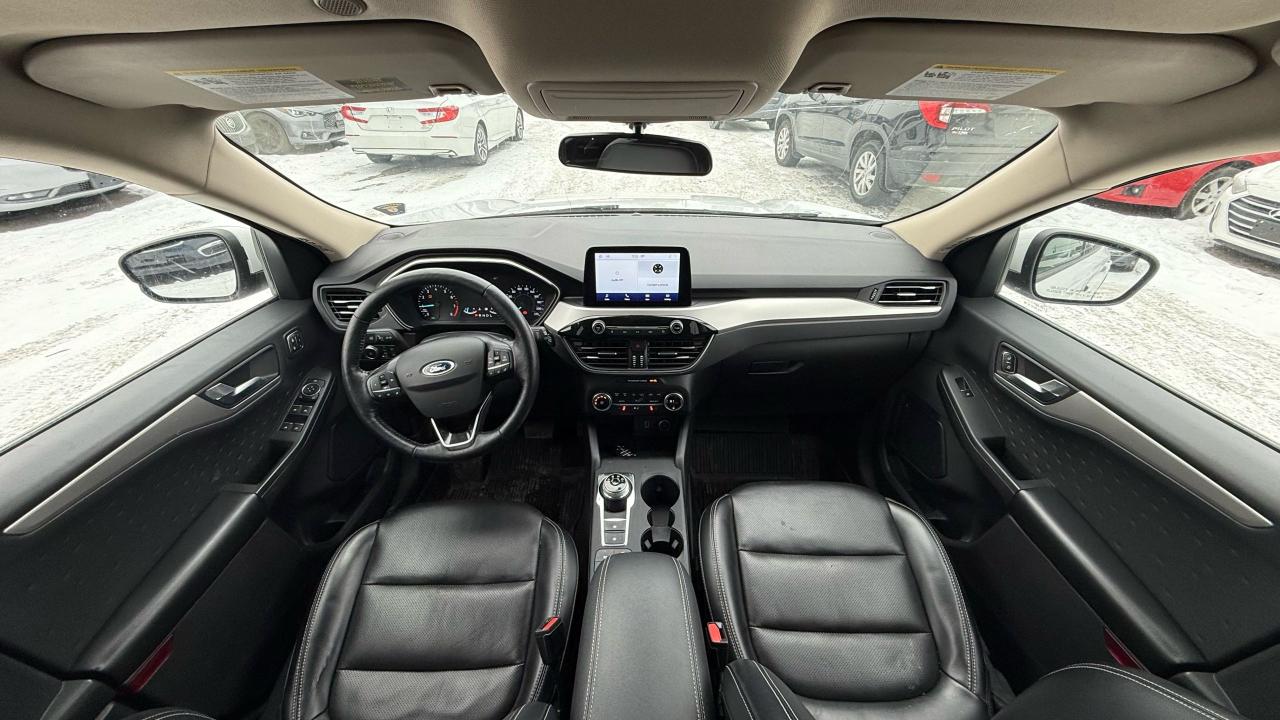 2020 Ford Escape SEL - Photo #11