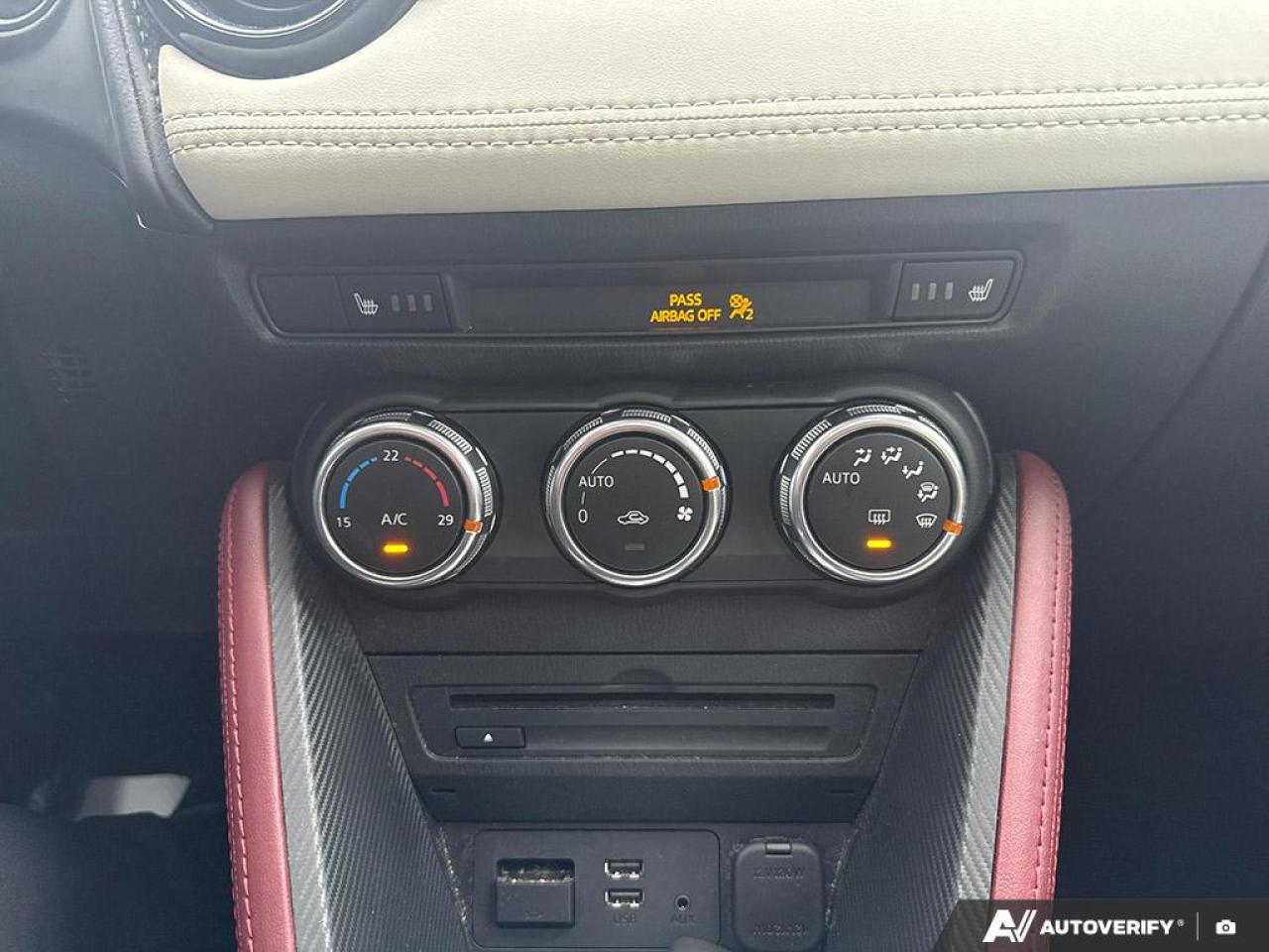 2016 Mazda CX-3 GT / AWD / LEATHER / SUNROOF / LOADED Photo