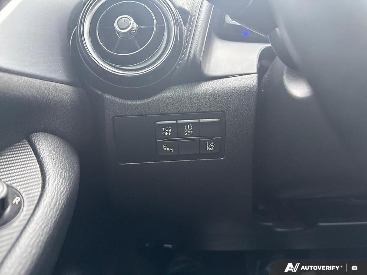 2016 Mazda CX-3 GT / AWD / LEATHER / SUNROOF / LOADED Photo