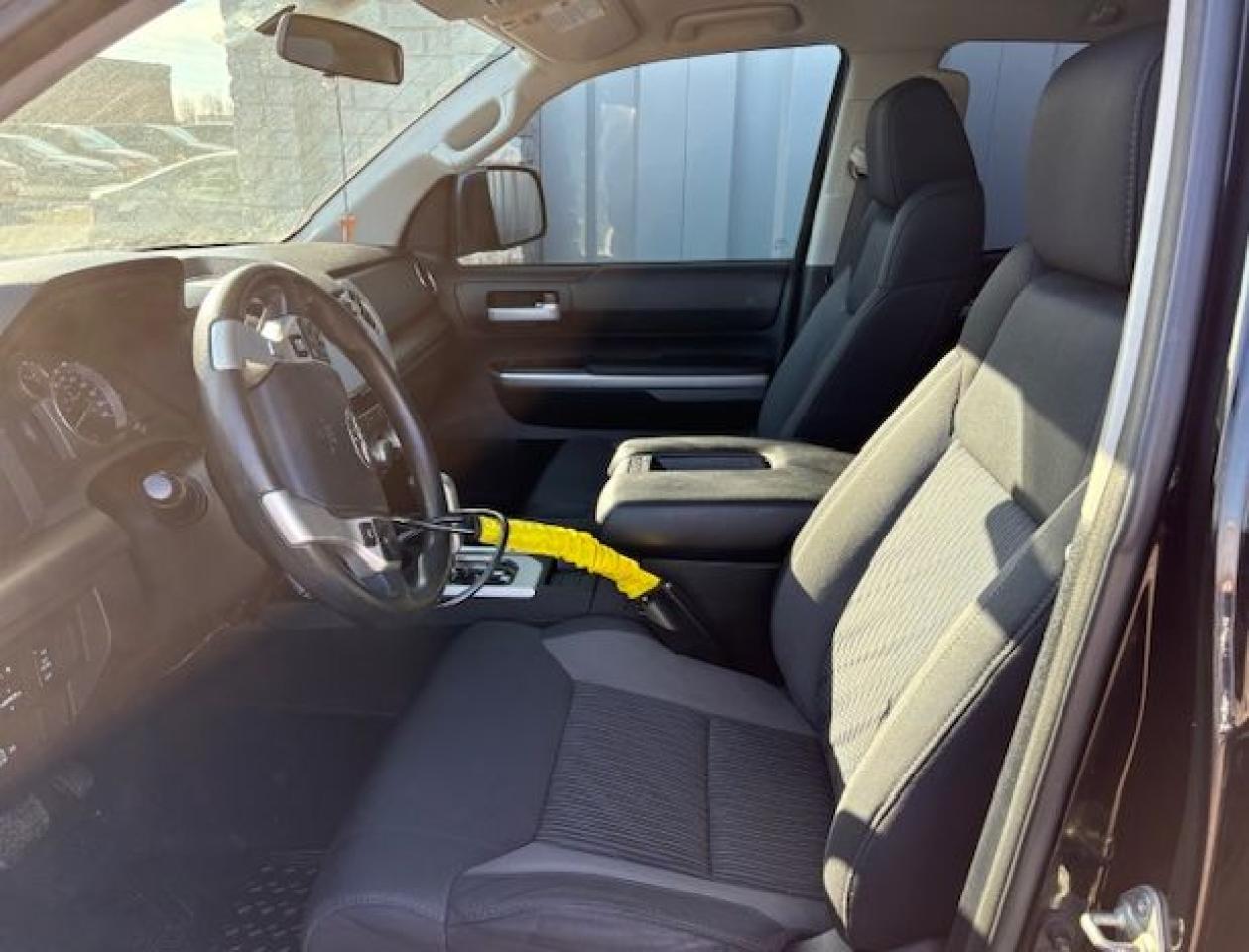 2014 Toyota Tundra SR Photo2